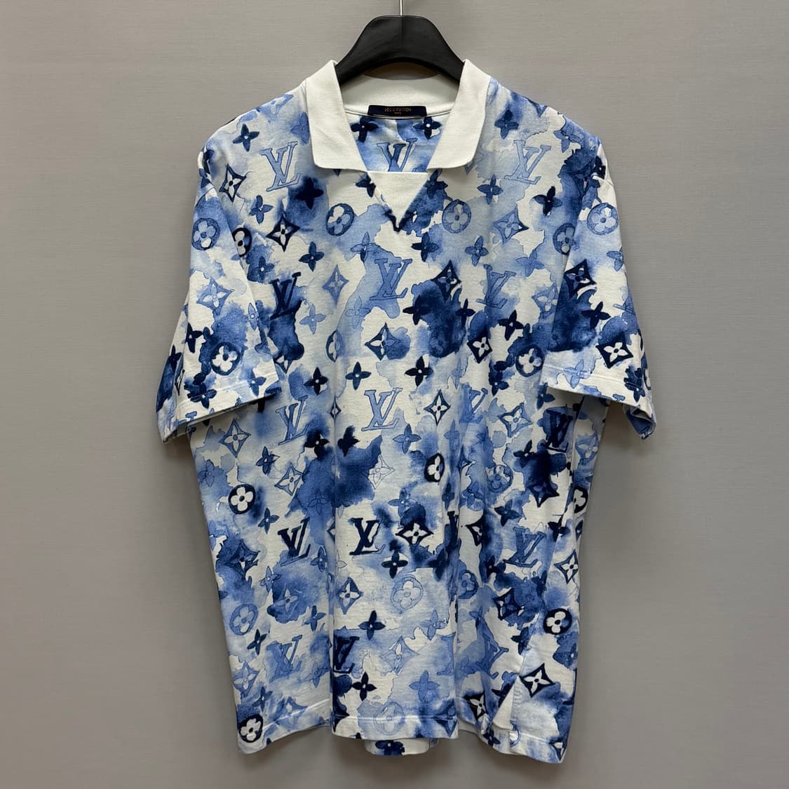 루이비통의 워터컬러 모노그램 폴로 셔츠 ( 105 ) 상품이미지1