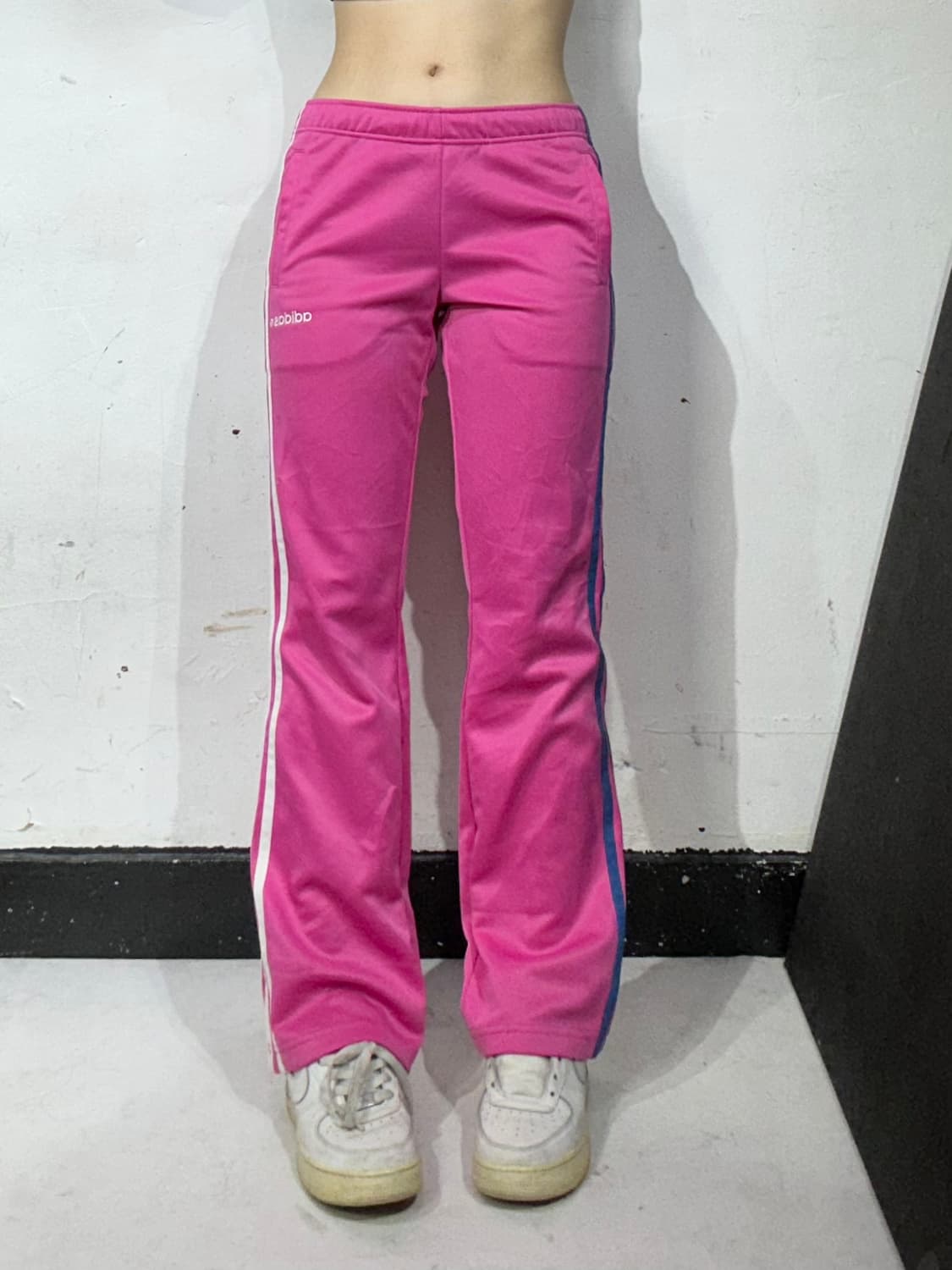 아디다스 핑크 와이드 화이트 삼선 트레이닝 팬츠 추리닝 바지 S  상품이미지2