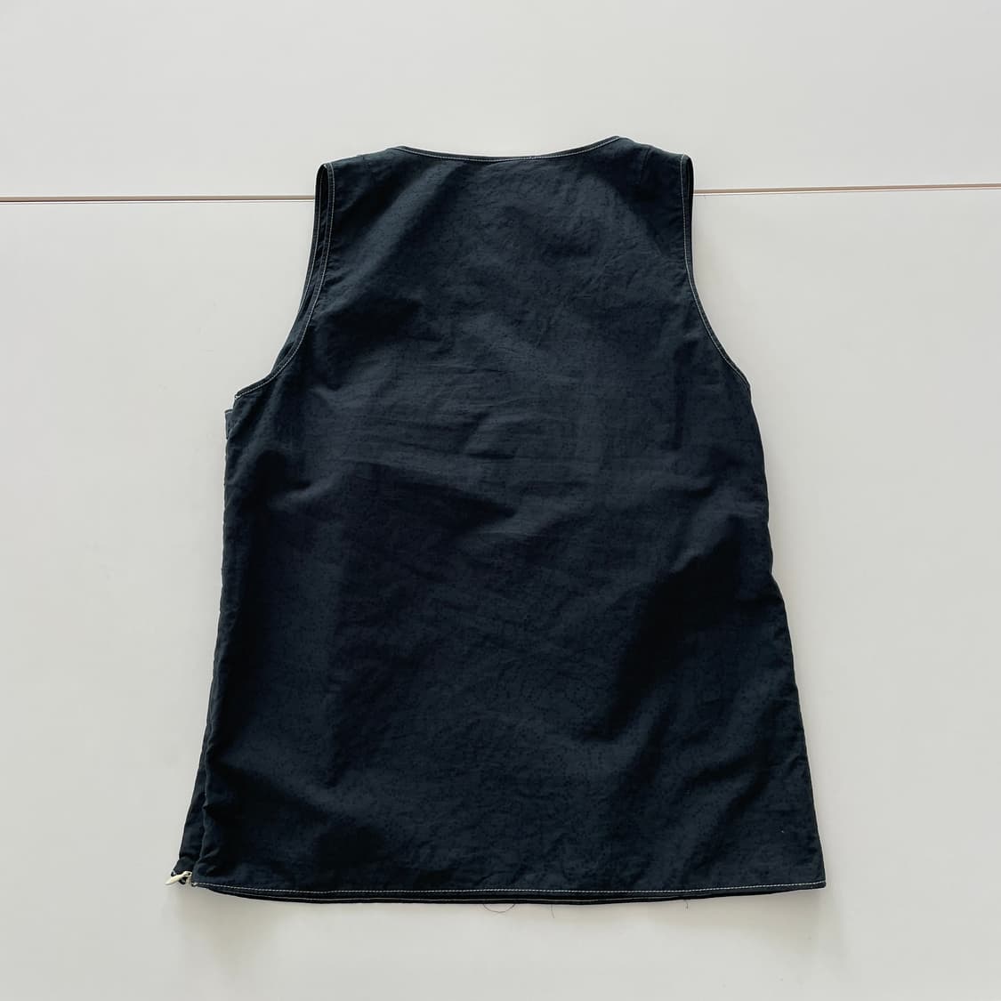 샤넬 06s 38|44-55 CC 로고 블랙 슬리브리스 탑 상품이미지4