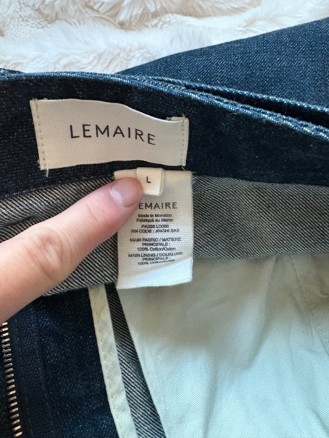 르메르 24fw 트위스티드 벨티드 데님 팬츠 인디고 / L 상품이미지4