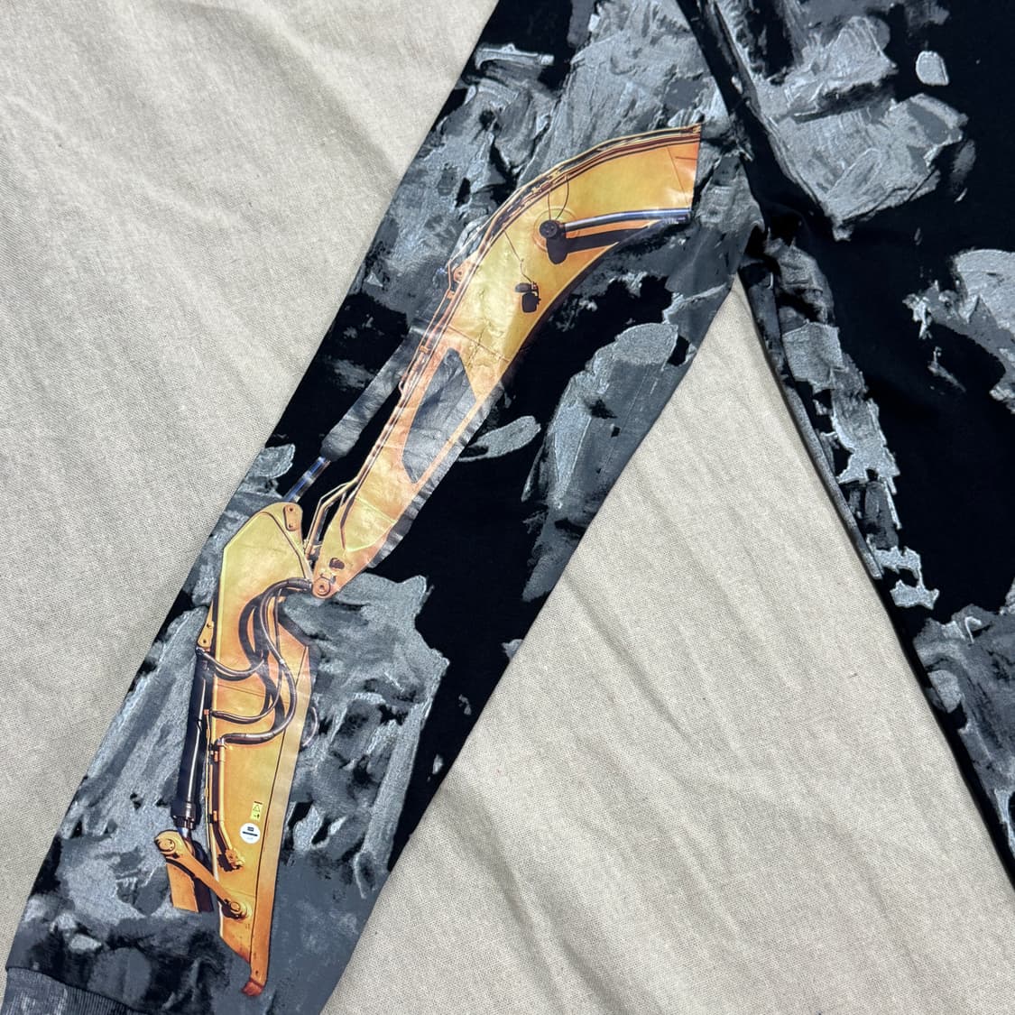 후드바이에어 HBA 시멘트 크레인 롱슬리브 XS(95) 상품이미지5