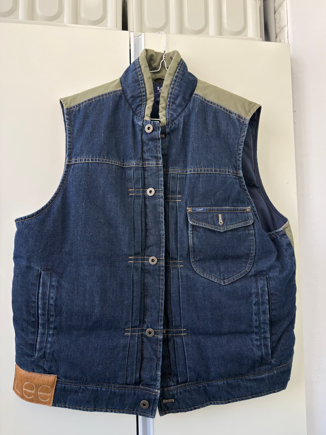 Lee 데님 패딩 베스트 카키 배색 상품이미지1