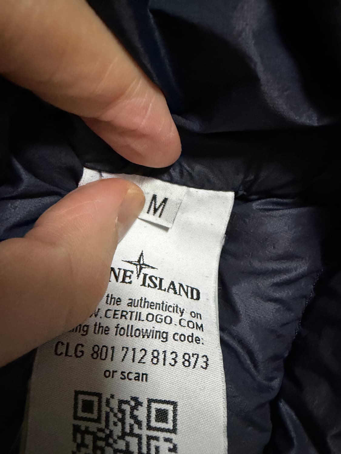 스톤아일랜드 가먼트 다이드 마이크로얀 다운 경량패딩 네이비 M사이즈 상품이미지6