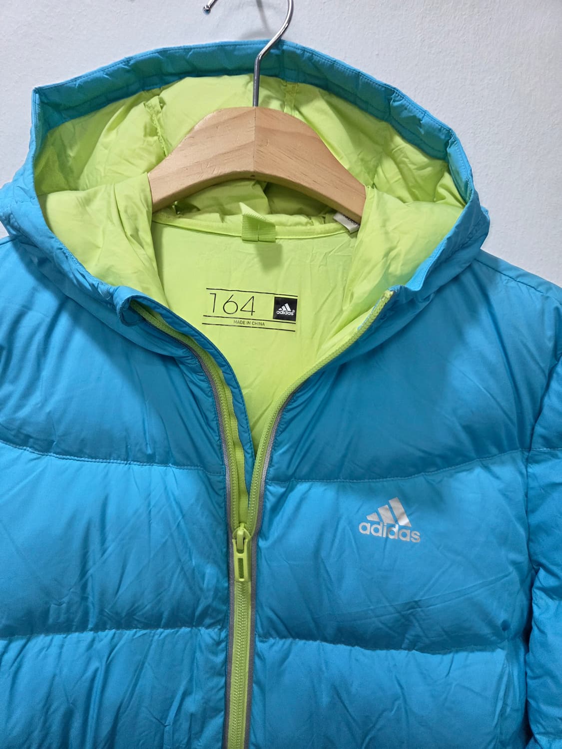 아디다스 하늘색 덕다운 패딩 점퍼 Y2K  상품이미지2