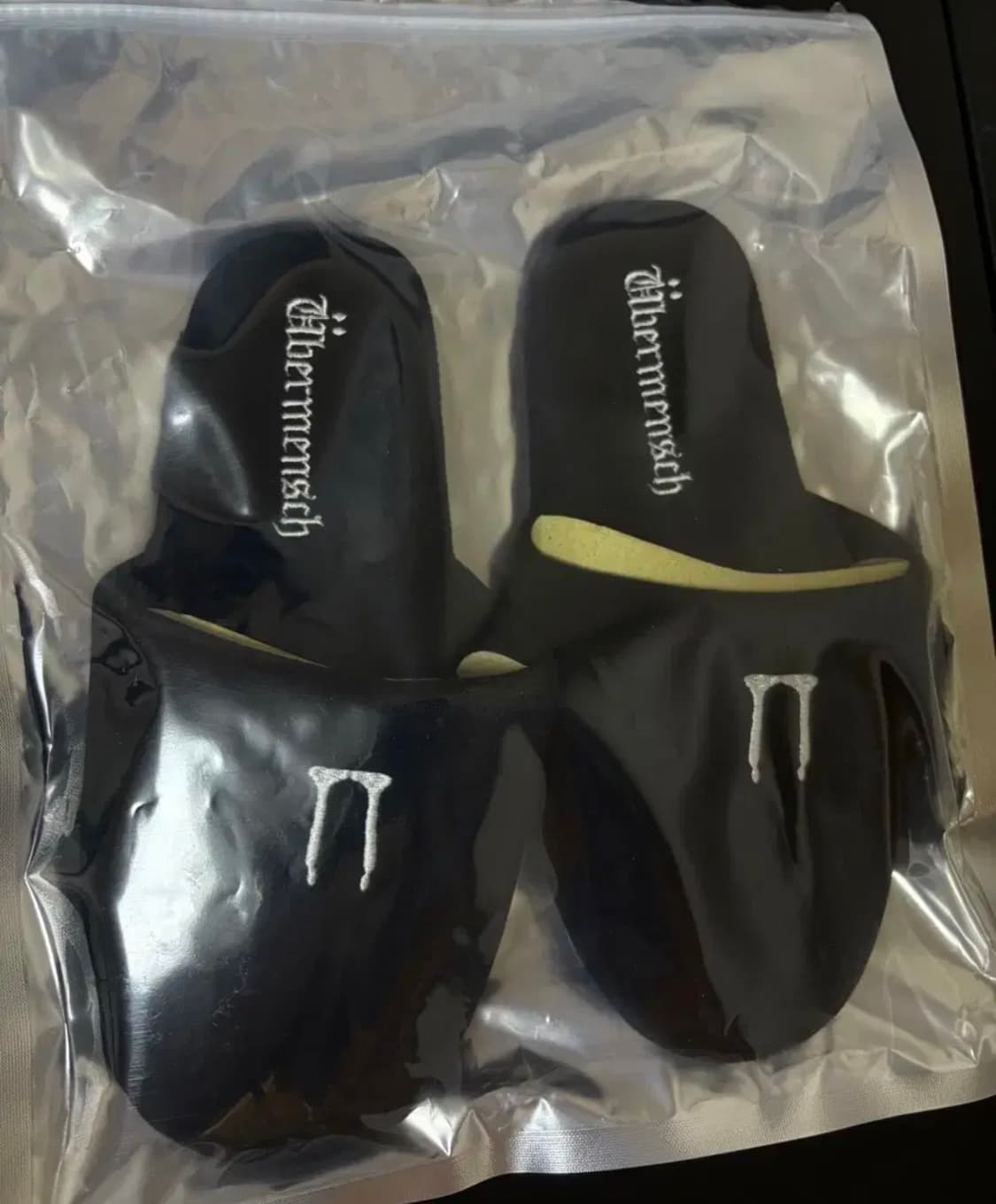 [당일 배송] 지디 위버멘쉬 슬리퍼_단순개봉 상품이미지2