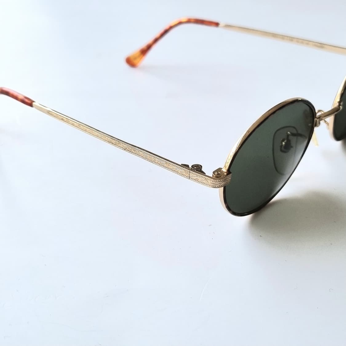 데드스탁 90s 레트로 감성 오벌 라운드 선글라스 상품이미지8