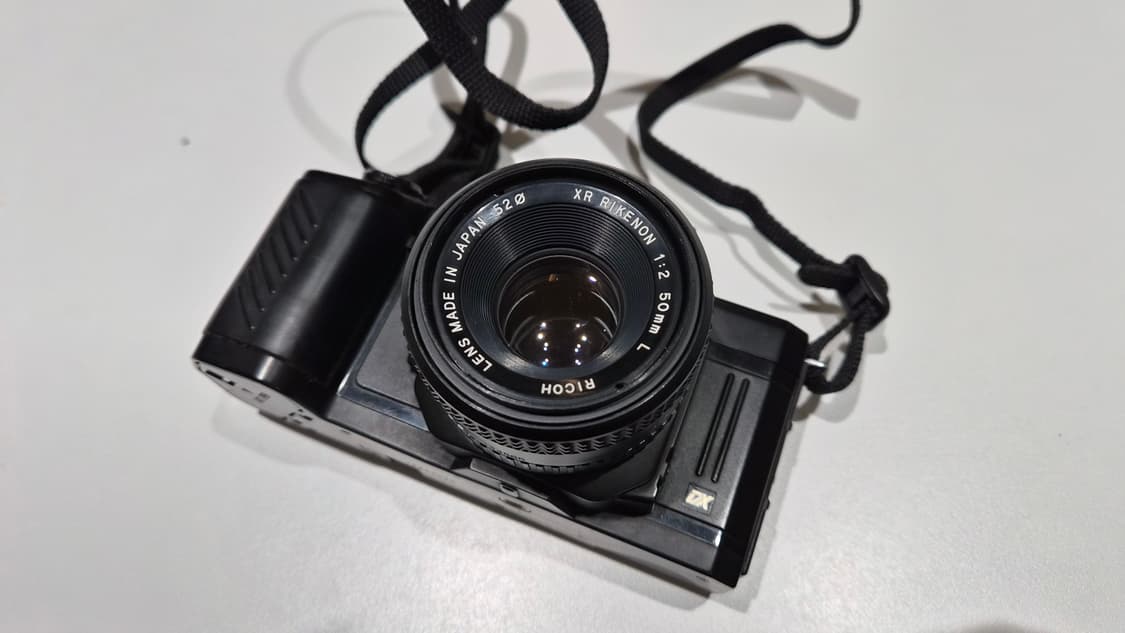 작례O 인물 최고 금성 g7m+명품 렌즈 리케논 50mm f2 필름카메라 상품이미지7