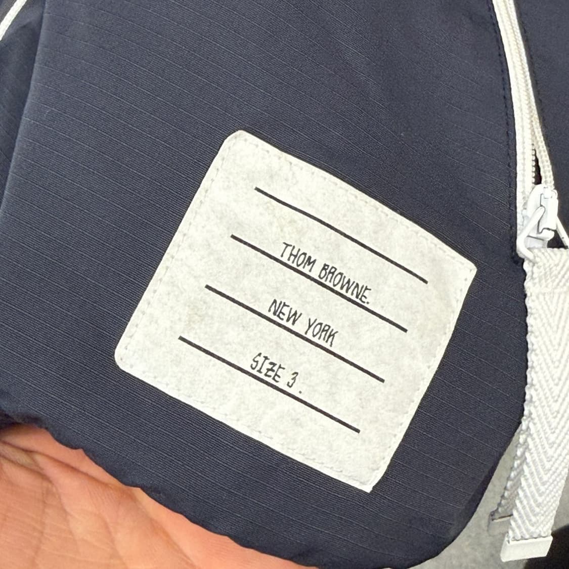 [리오브전포점] 톰브라운 립스탑 메시 4바 후드 바람막이 상품이미지4