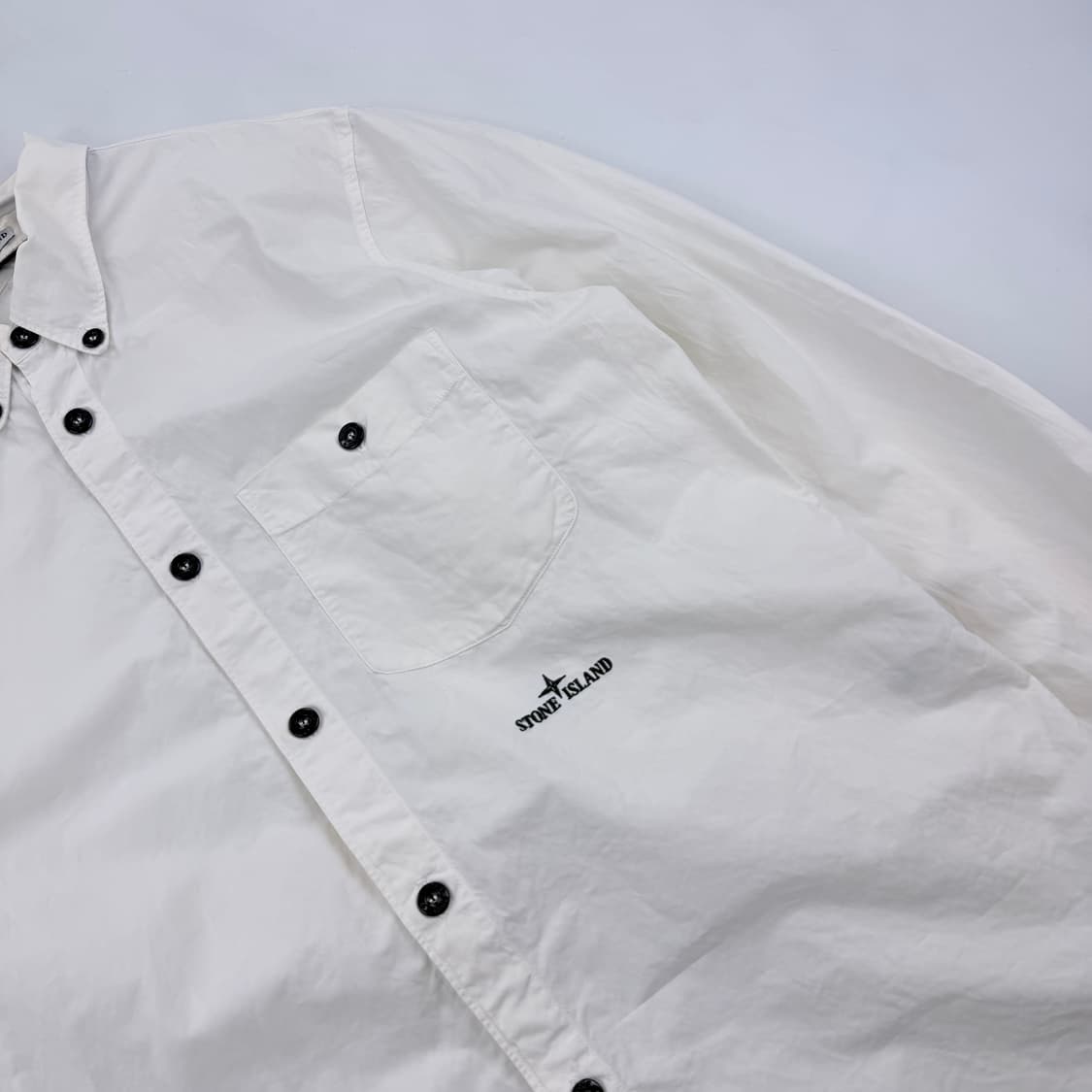 스톤아일랜드 로고셔츠 국내백화점판 상품이미지2