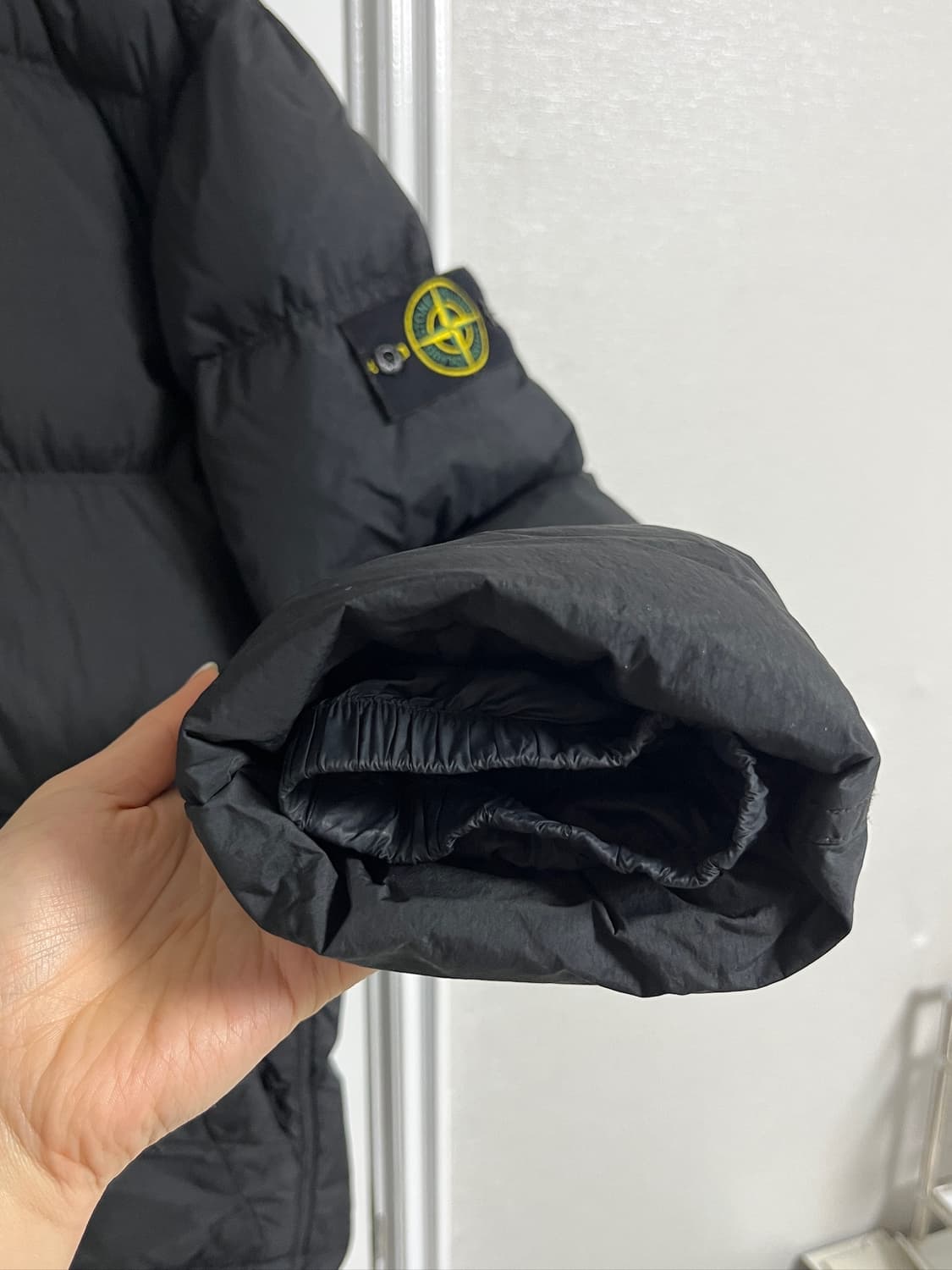 [XL] 스톤아일랜드 크링클랩스 패딩 24FW 상품이미지4