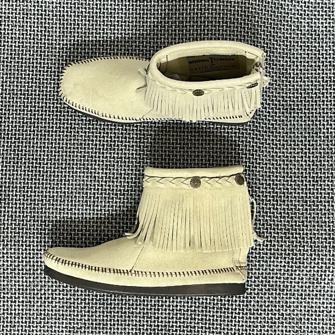 MINNETONKA 부츠 베이지 상품이미지1