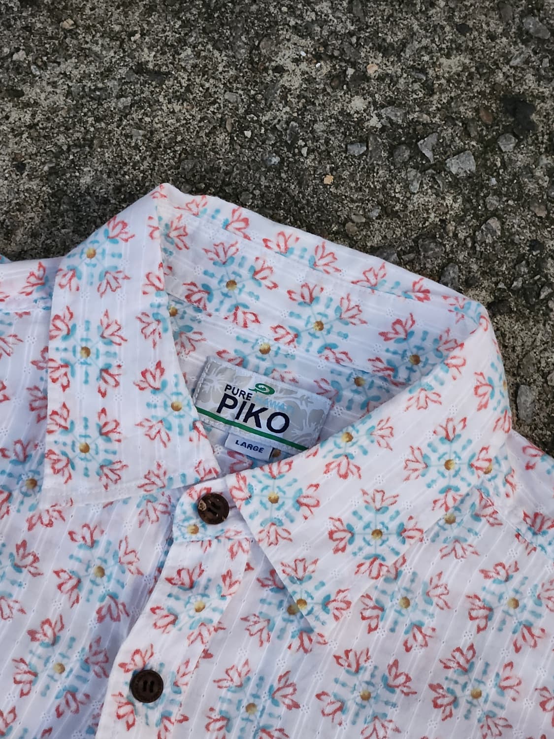 Piko pure hawaii 셔츠 L

 상품이미지2