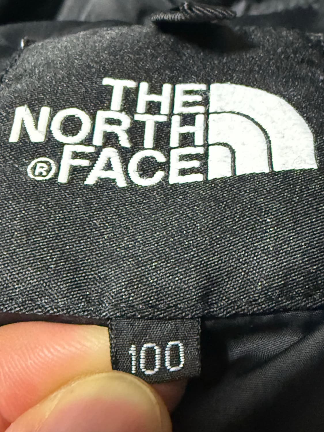 노스페이스 눕시 700 그레이 기리보이 착용 상품이미지4