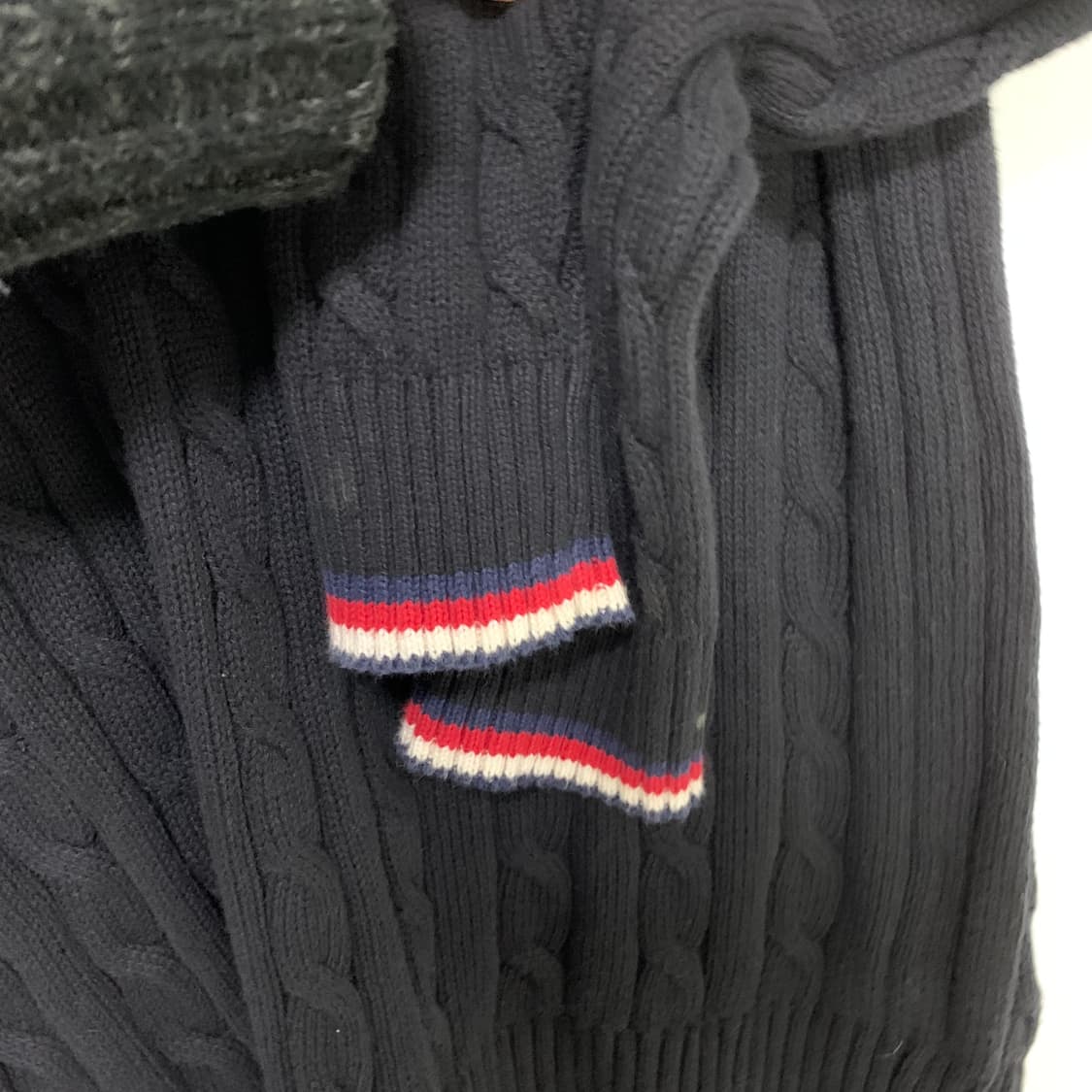 타미힐피거 빈티지 블랙 케이블 꽈배기 니트 스웨터 상품이미지3