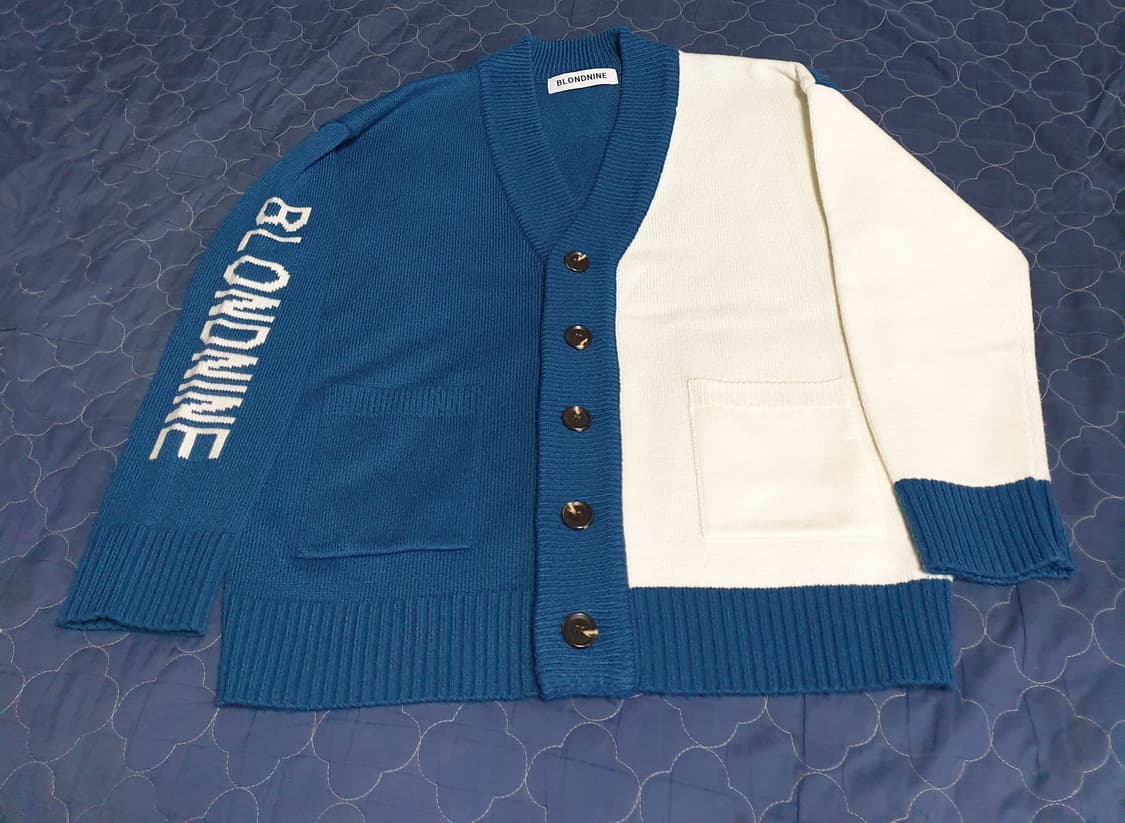 블론드나인 소매 레터링 배색 혜비 가디건 (S) 상품이미지2