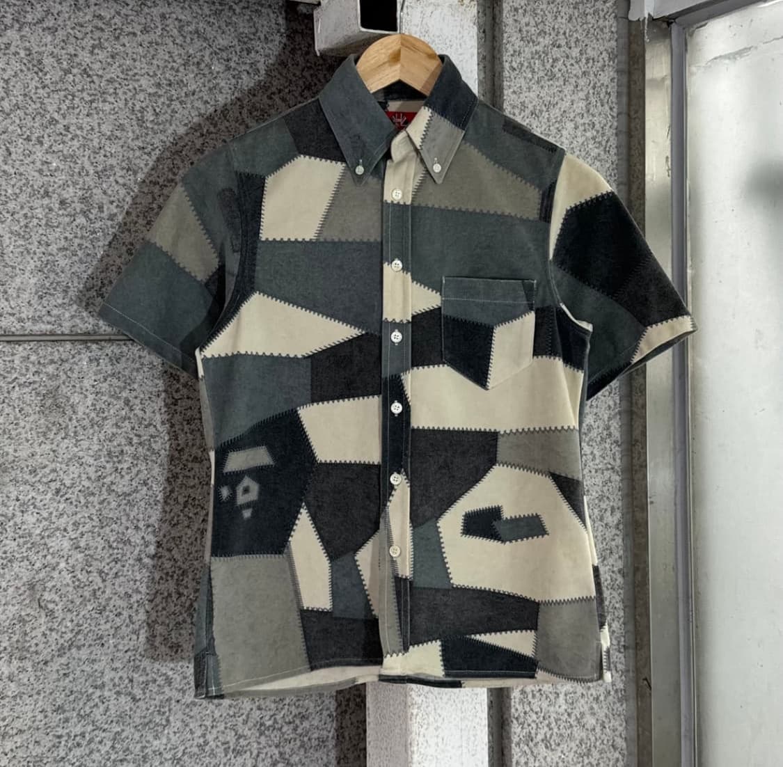 Bape 90’s 패치워크 패턴 반팔 셔츠 상품이미지1