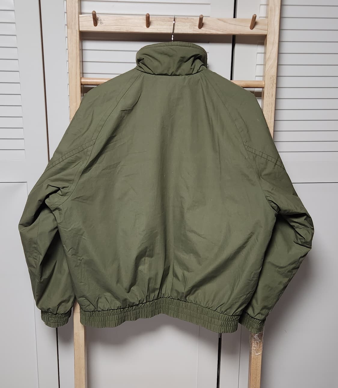 나이키 삼나스포츠 카키 바람막이 점퍼 자켓 상품이미지4