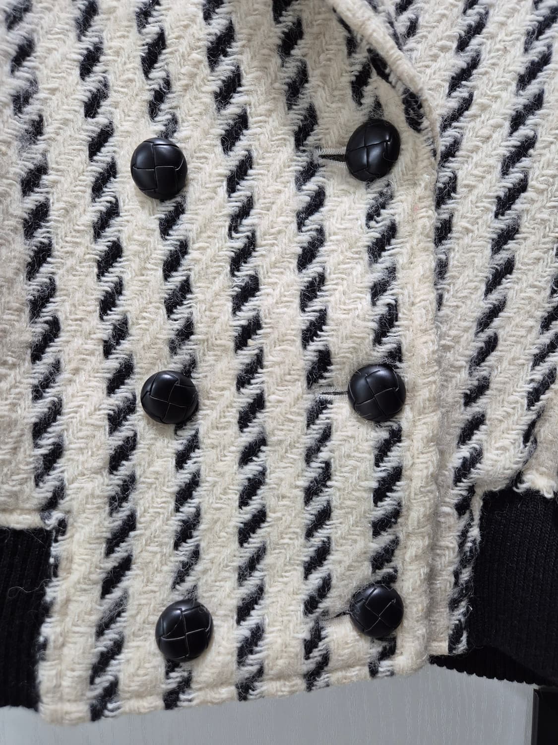 헤어리 스트라이프 폼버 자켓 상품이미지4