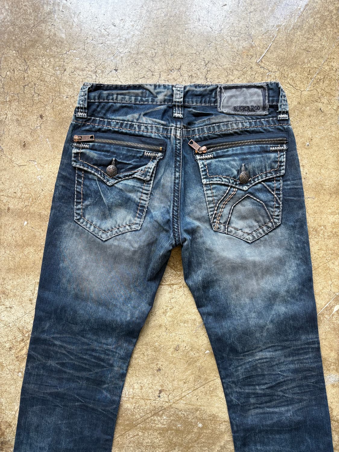 버커루 데미지 디테일 워싱 데님 팬츠 상품이미지1