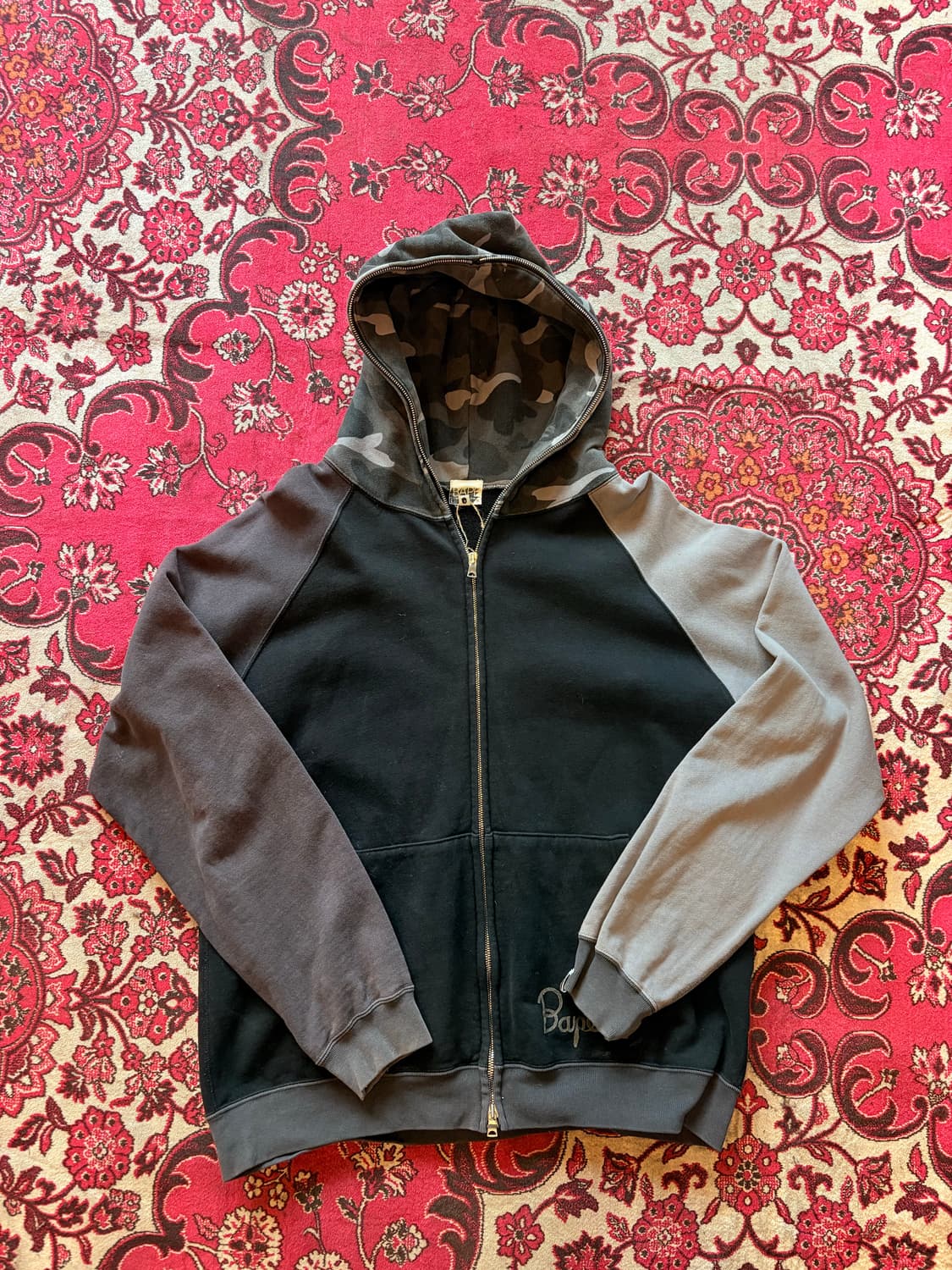 Vintage BAPE Zip-up Hoodie 상품이미지1