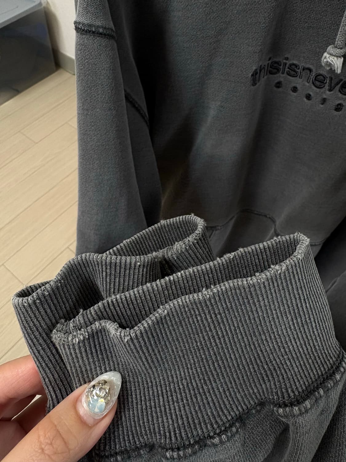 디네댓 후드티 차콜 상품이미지4