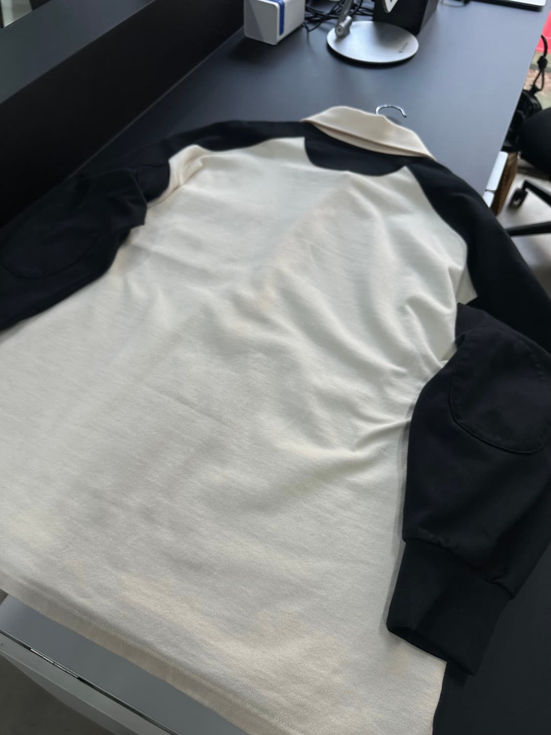 아디다스 안티유니버시티 폴로긴팔티 상품이미지4