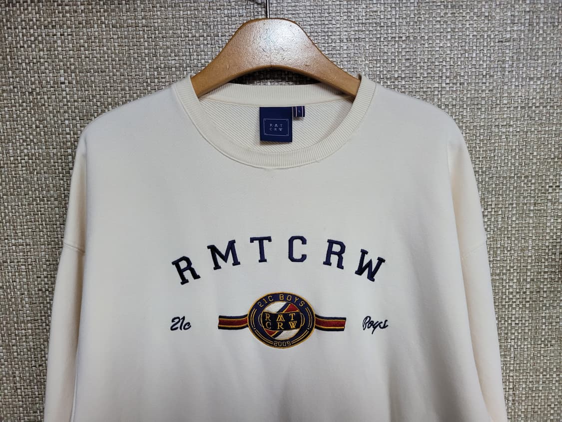 L 110사이즈 로맨틱크라운 맨투맨  상품이미지2