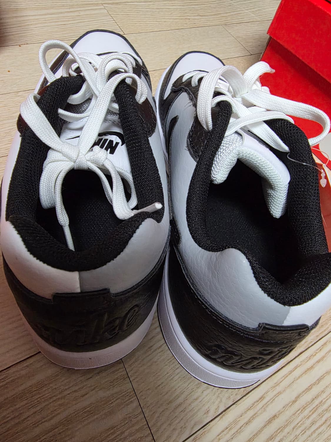 나이키 에버논275 상품이미지3