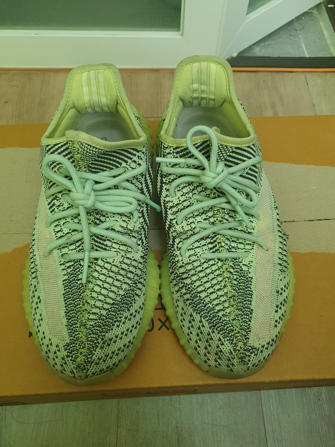 이지부스트 350 이즈릴 260 사용감많음 하자있음 상품이미지1