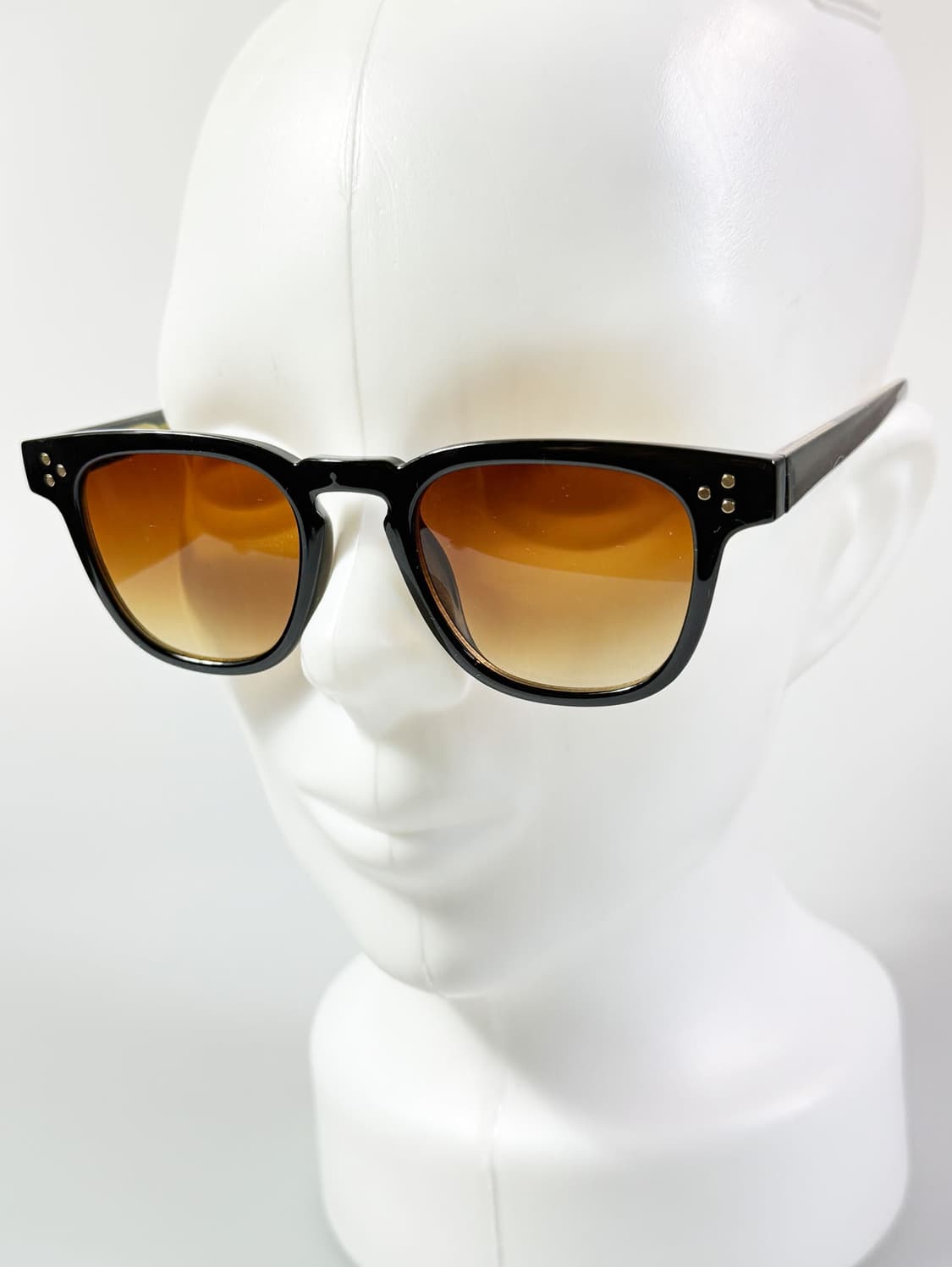 CANAAN 블랙 볼드 스퀘어 프레임 빈티지 틴트 선글라스 상품이미지8