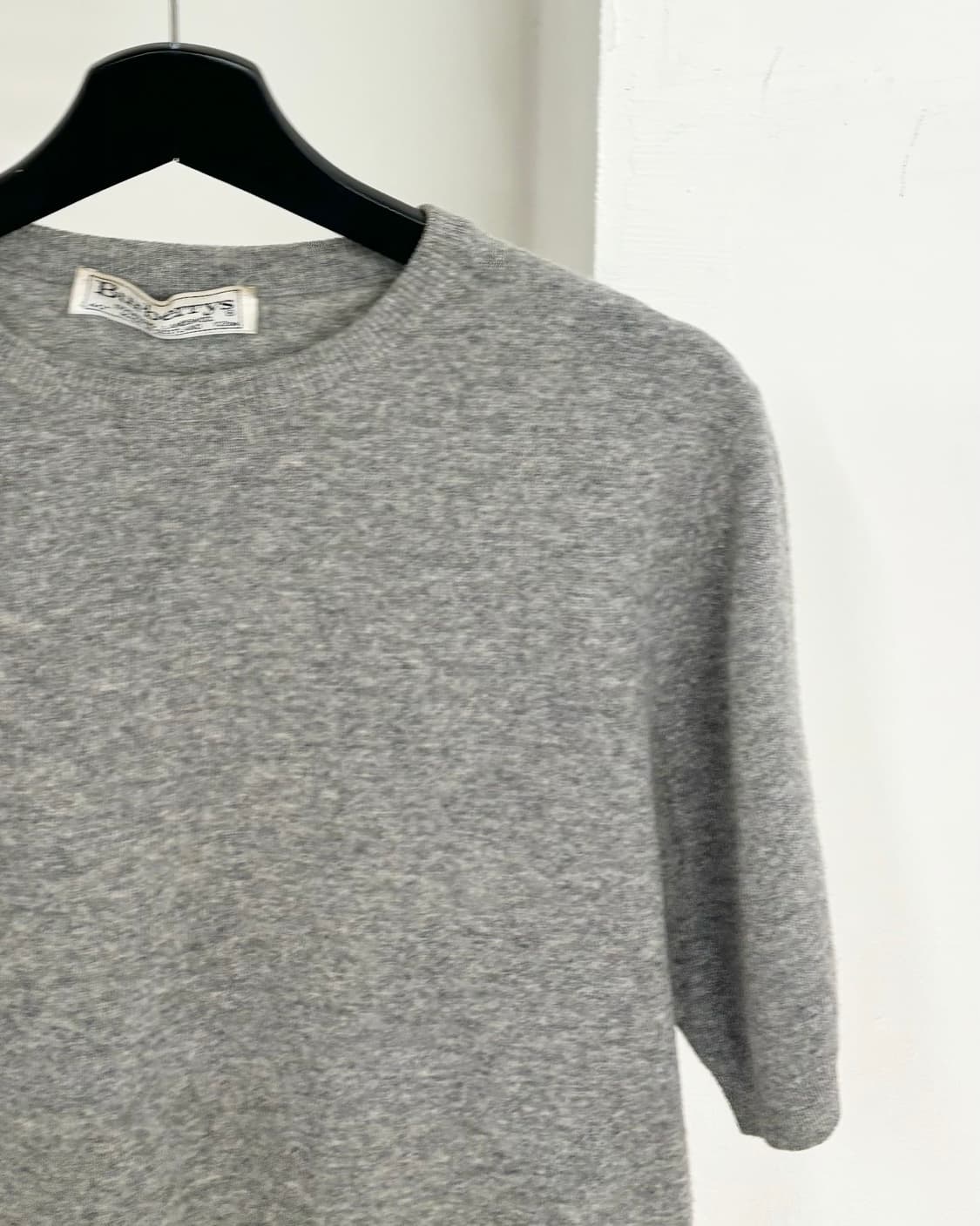 버버리 그레이 크루넥 반소매 니트 상품이미지4