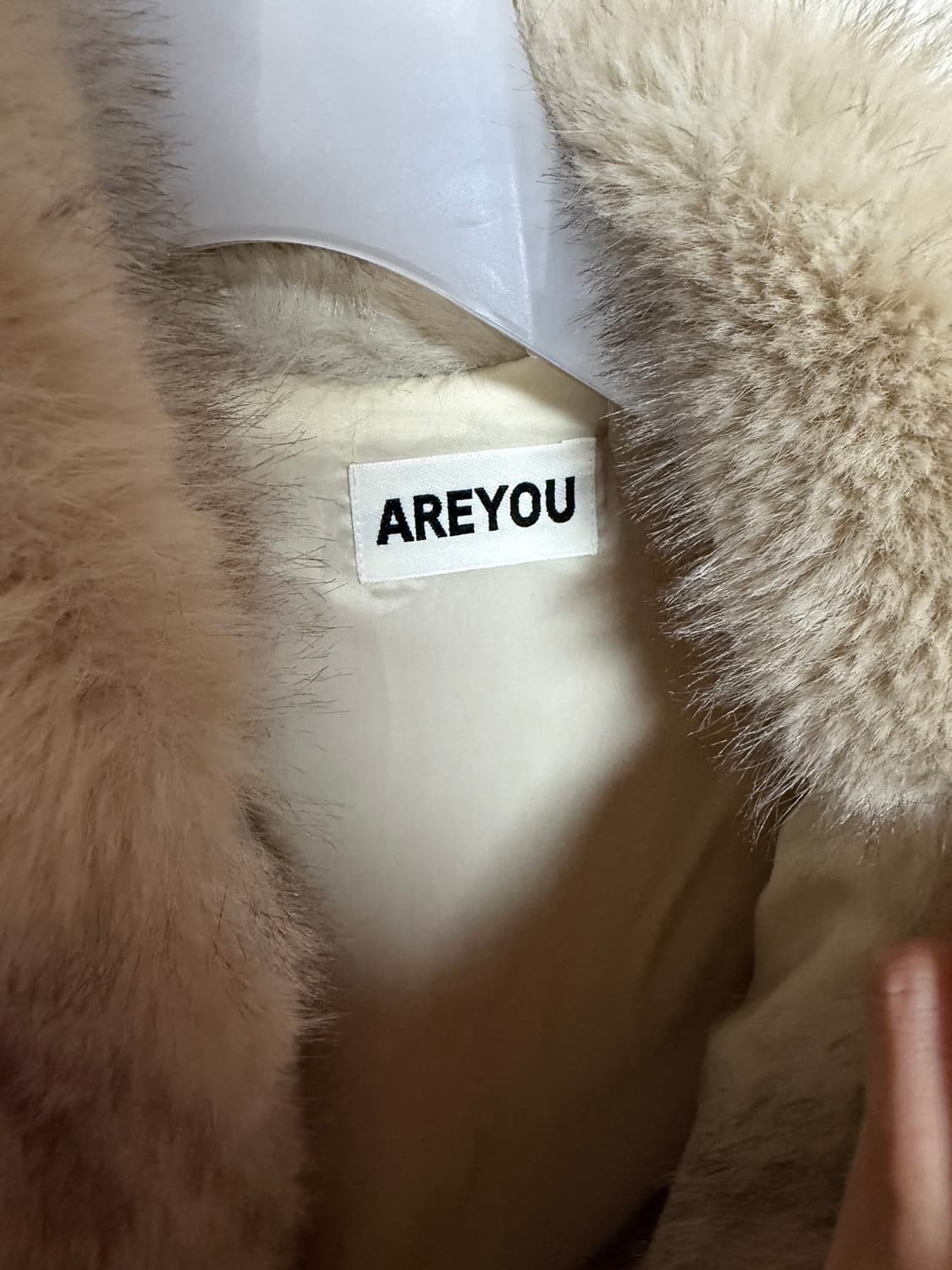 아유서울 퍼자켓 HIGH NECK FAUX HALF FUR COAT 상품이미지5