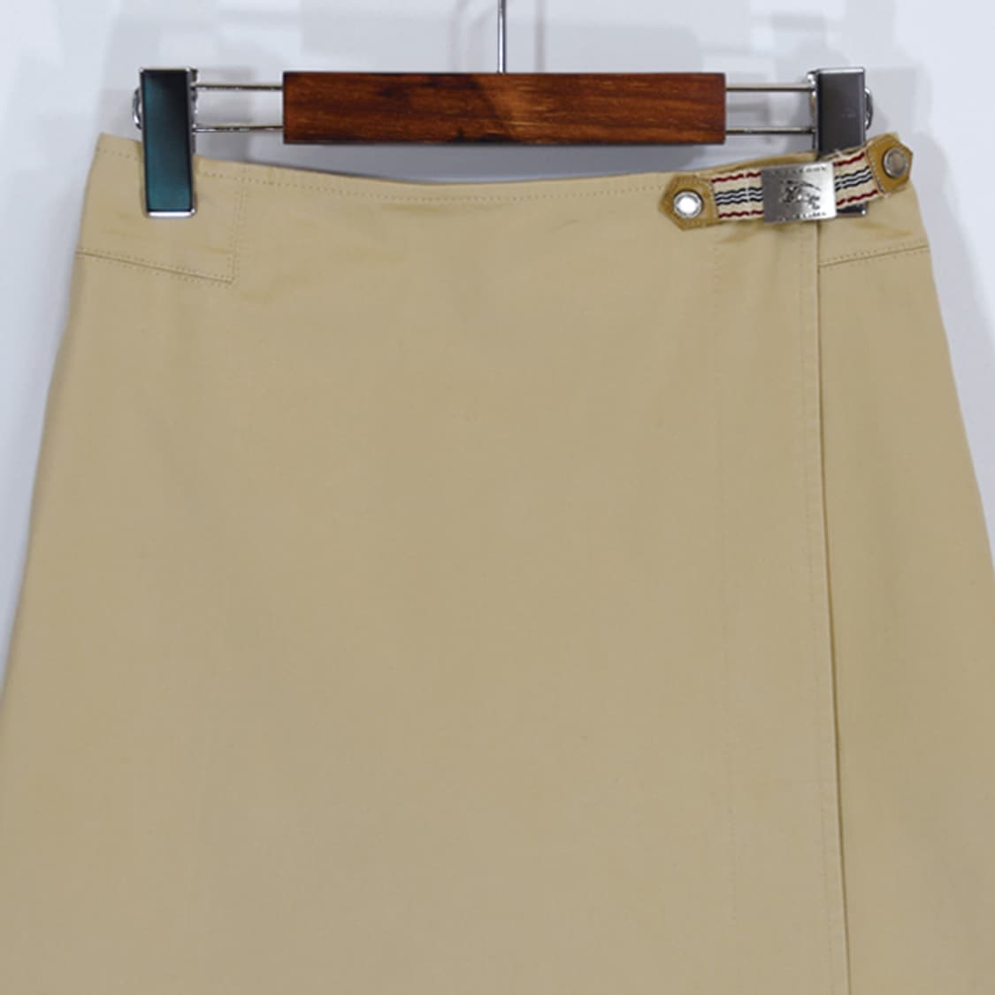 Burberry Blue Label 랩 스커트 상품이미지3