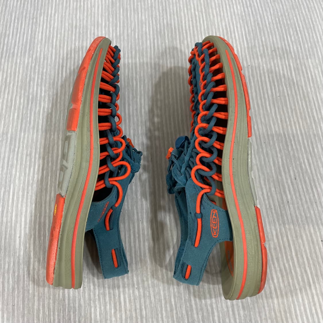 705-4)KEEN 킨 유니크 샌들 270mm 상품이미지6
