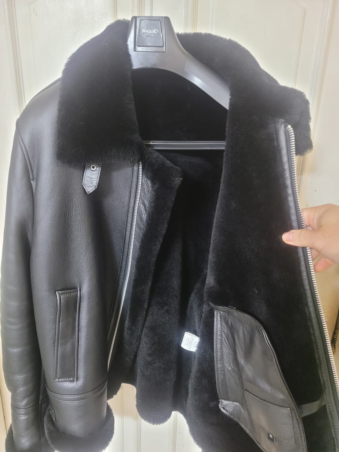 스페로네 b3 리얼 무스탕 블랙 XL 새상품 팝니다. 상품이미지3