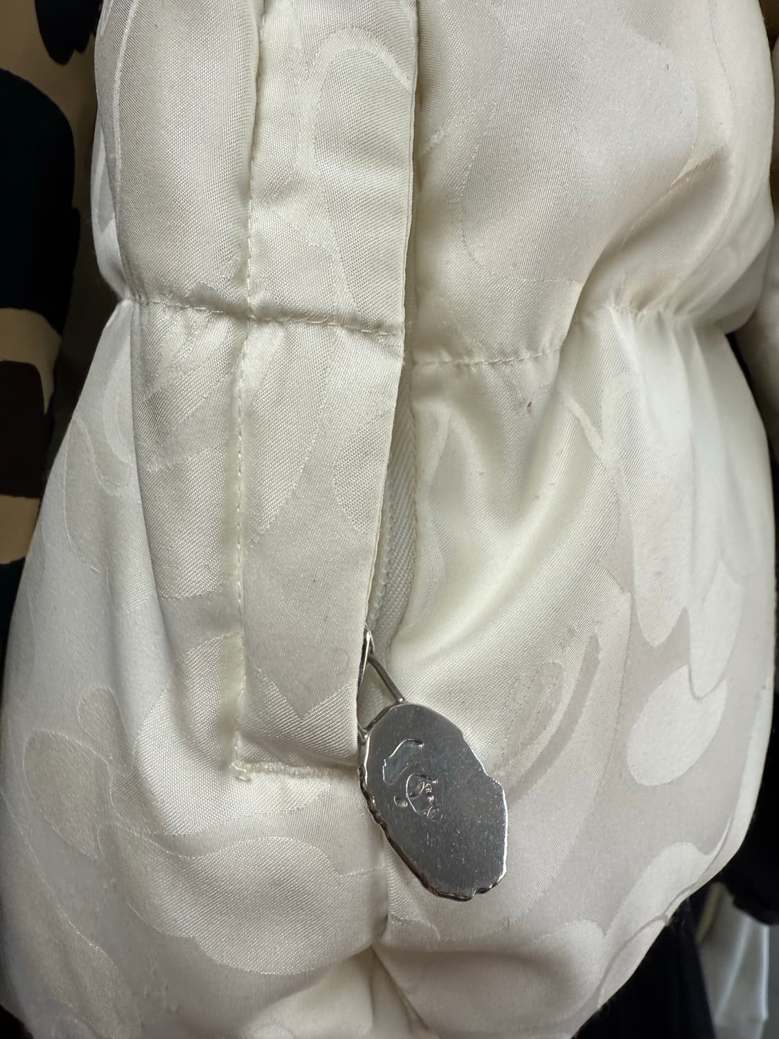 베이프 토날 솔리드 카모 푸퍼 다운 패딩 자켓 XL 상품이미지8