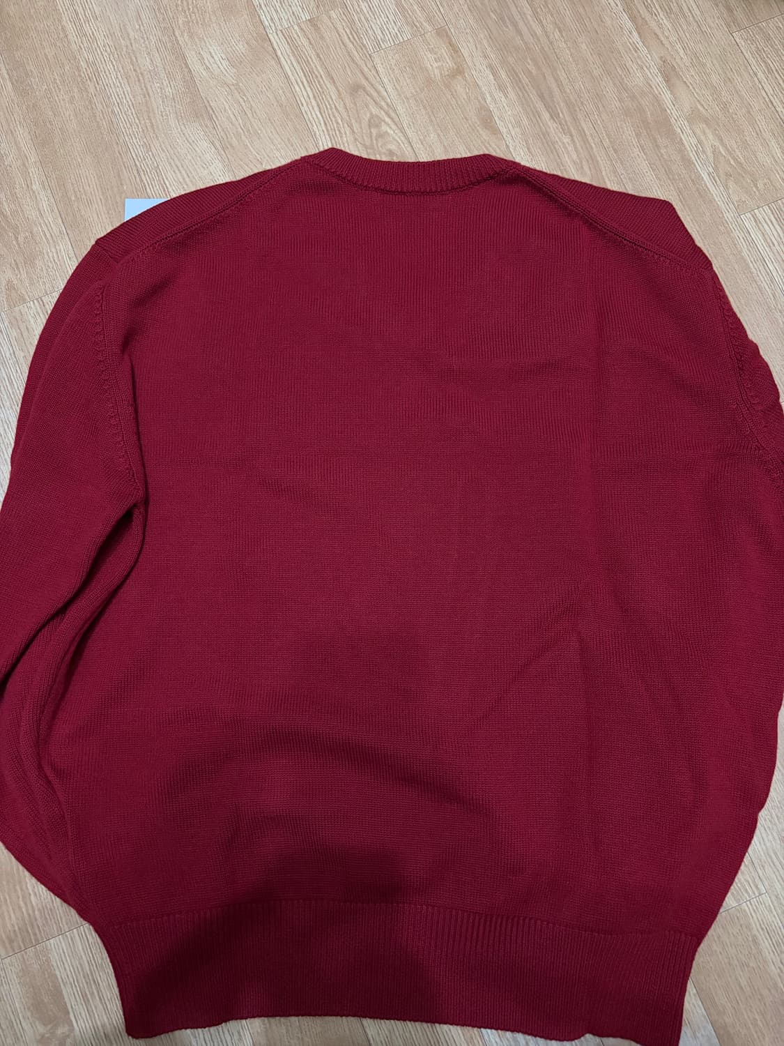 브랜디드 슈퍼파인울 브이넥 니트 레드 상품이미지3