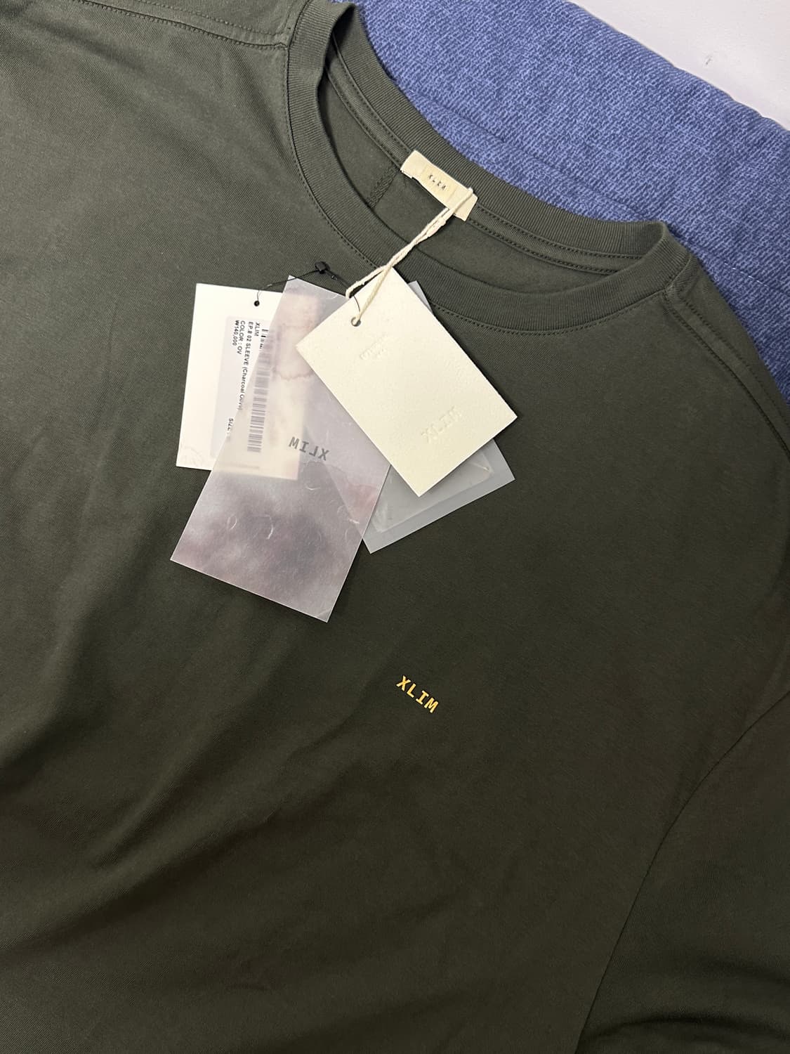 새상품 엑슬림 ep08 02 차콜올리브 롱슬리브 xl 상품이미지1