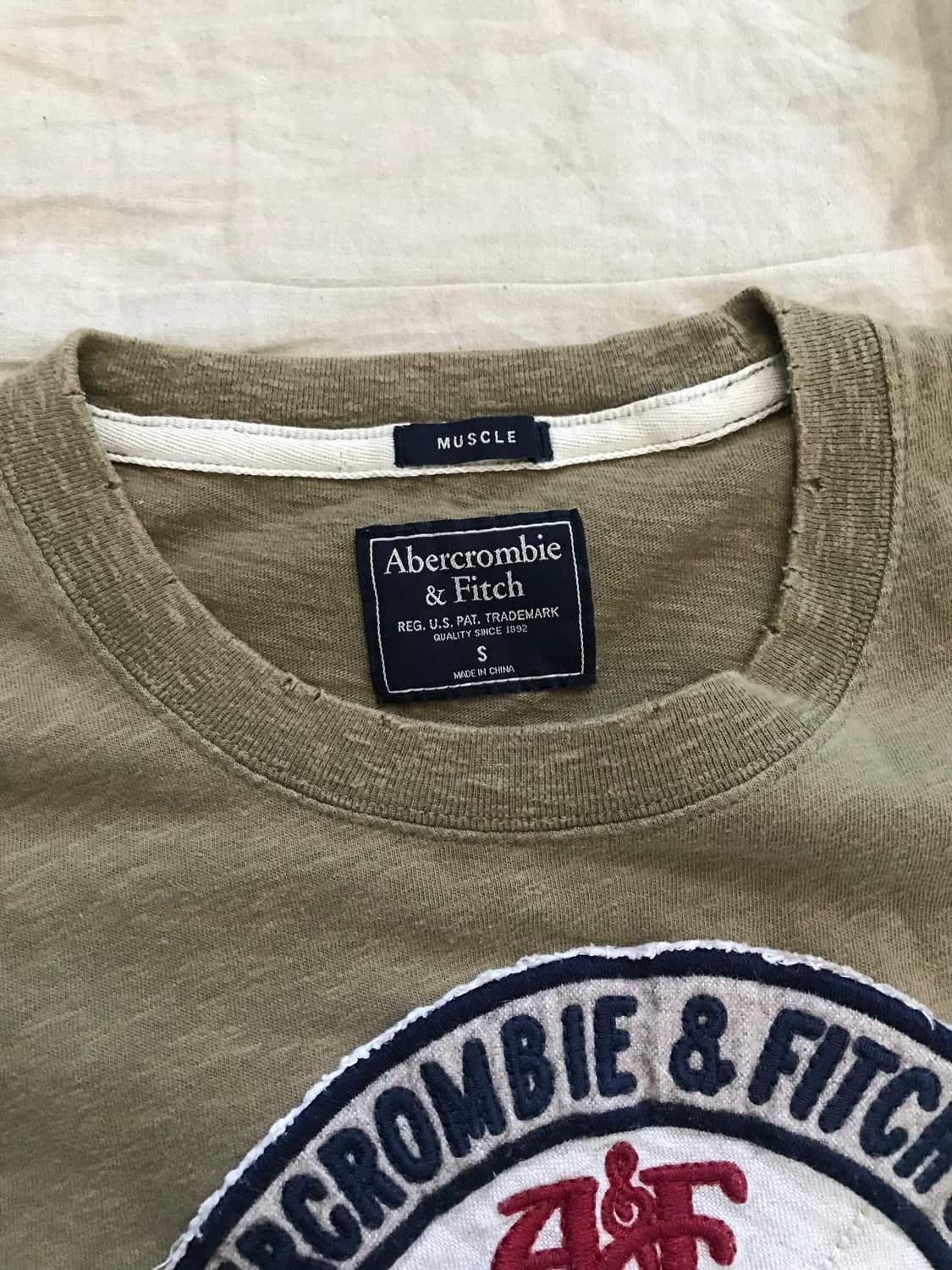 아베크롬비 중앙 자수로고 카키 반팥티  상품이미지8