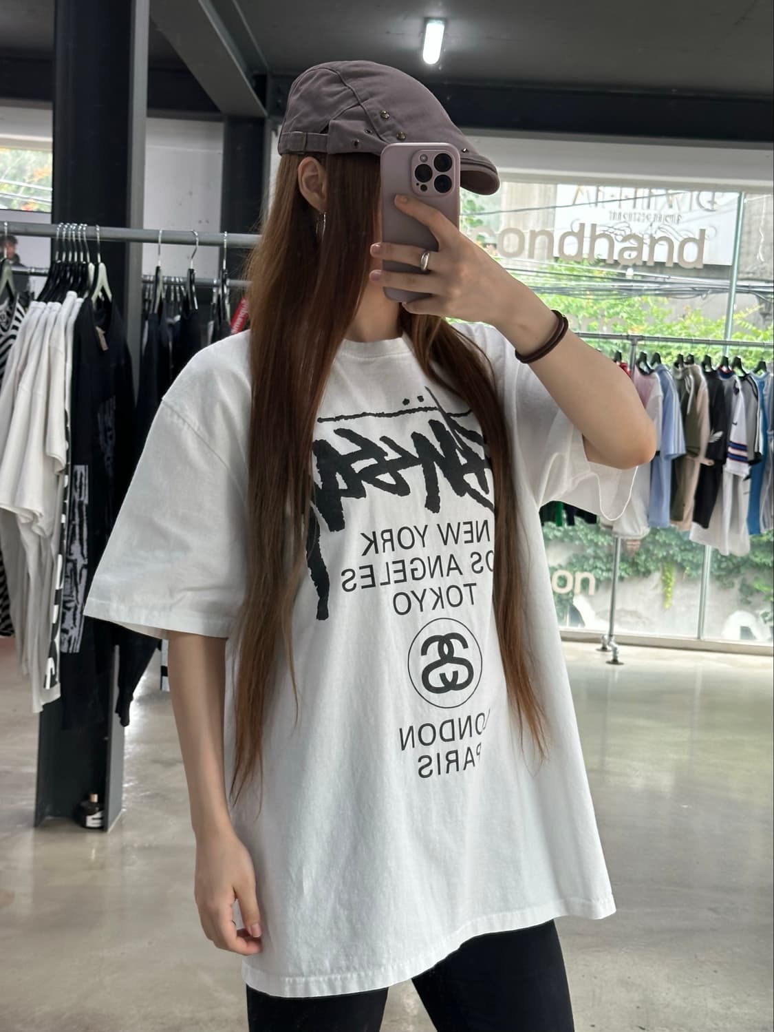 스투시 월드투어 백로고 반팔티 상품이미지3