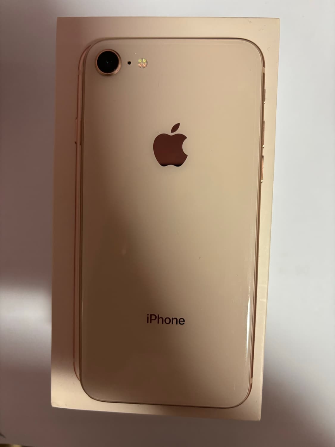 아이폰8 골드 상품이미지5