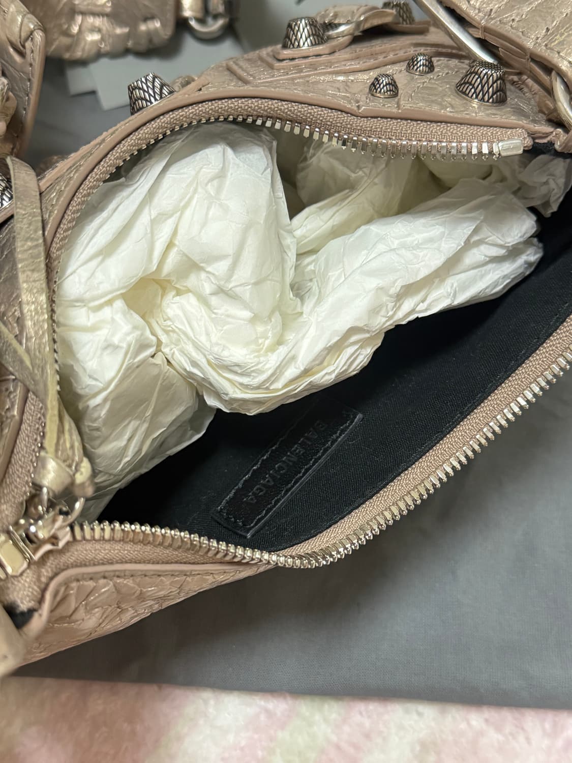 발렌시아가 르카골 xs 메탈라이즈드 베이지 상품이미지4