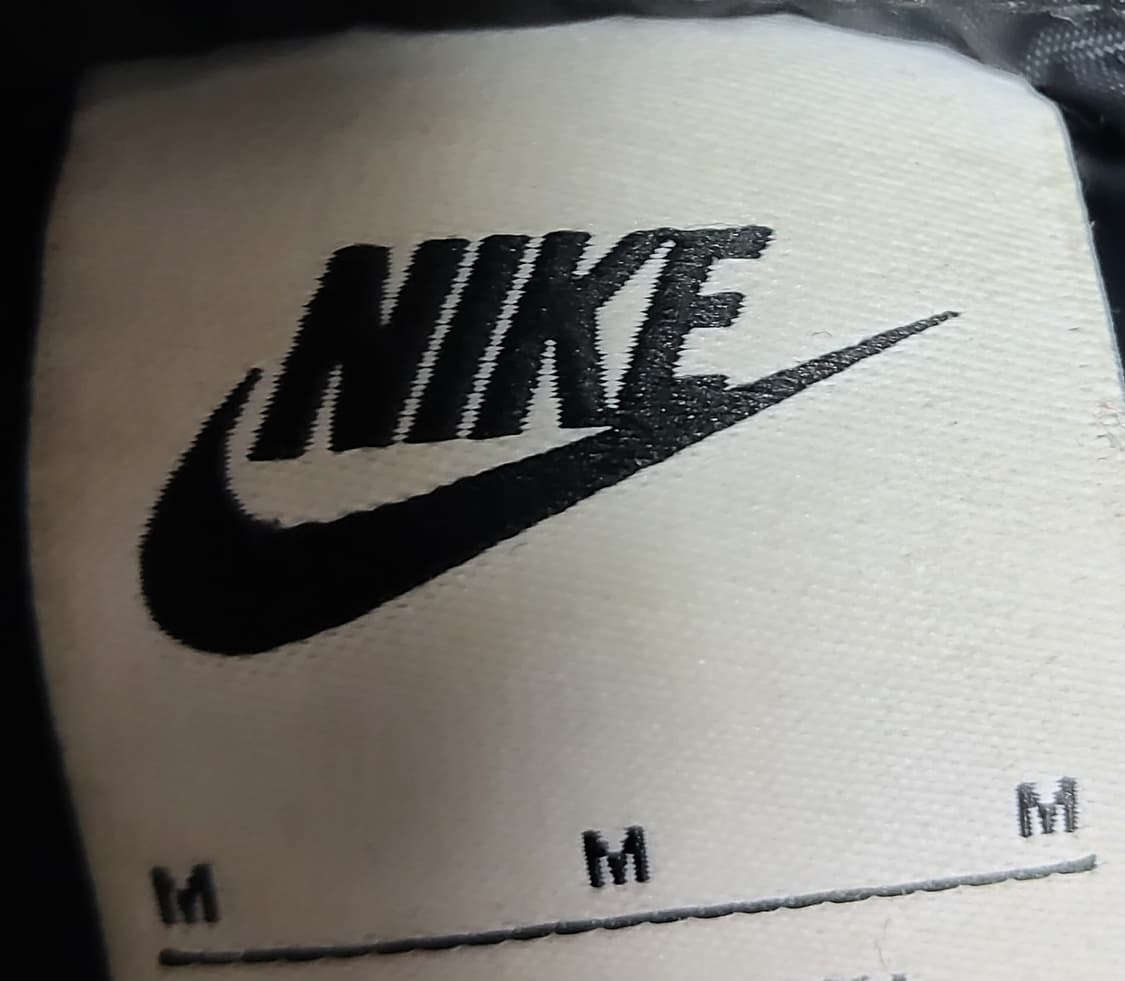 나이키 우븐 바람막이 상품이미지3