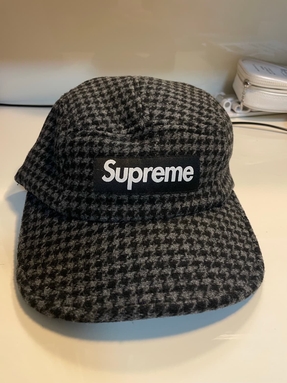 슈프림 캠프캡 os 상품이미지1