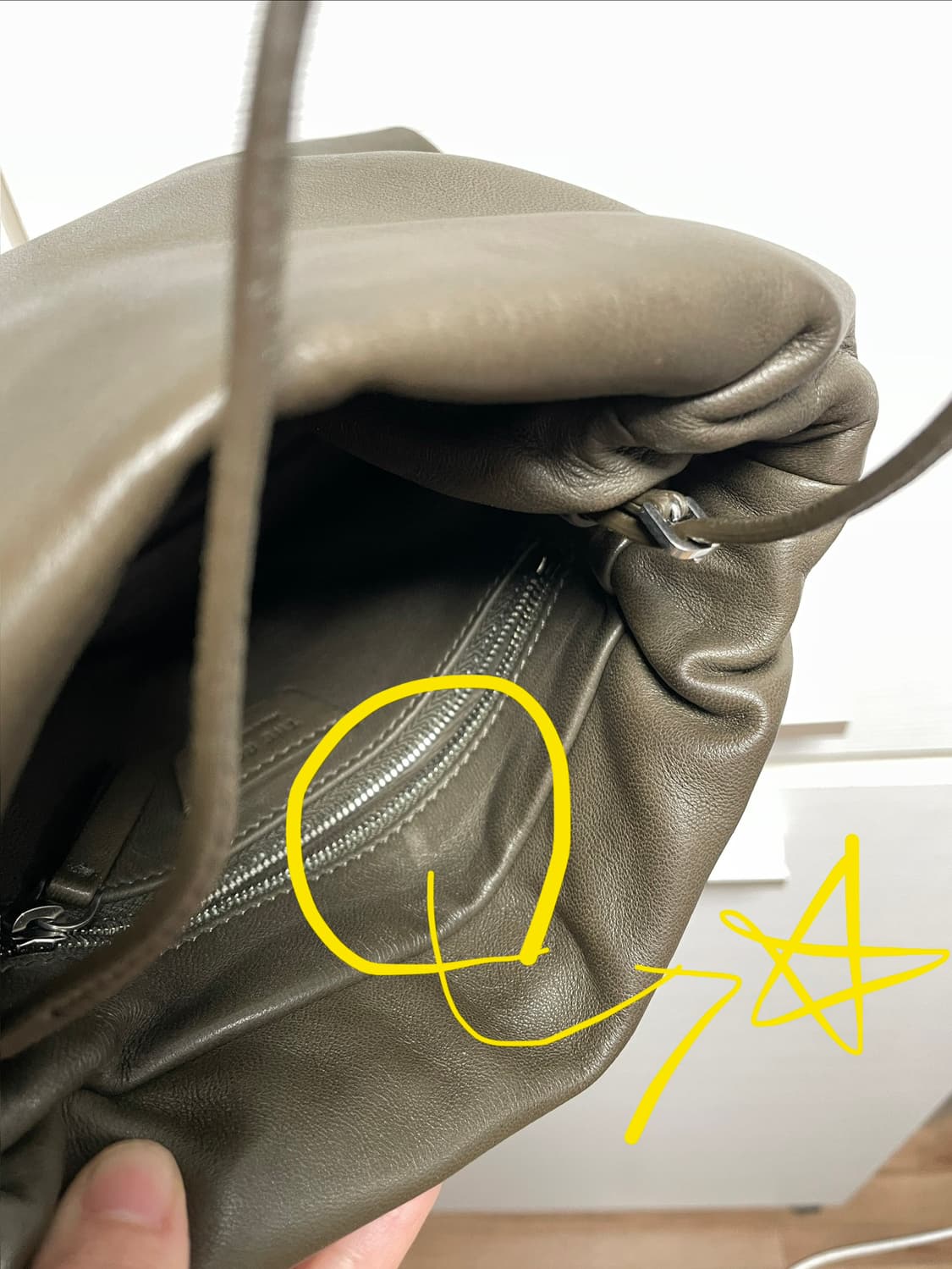 더로우 therow 부어스백 팝니다 상품이미지10