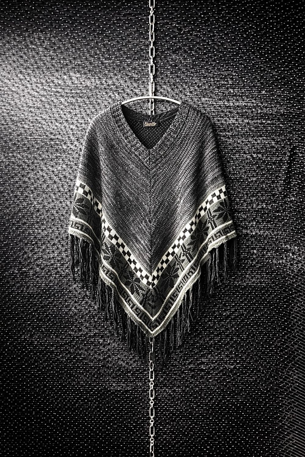 Vanity Glamourous 프린지 판초 니트 상품이미지1