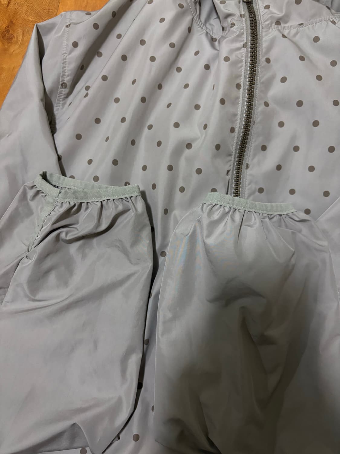 S Clef Dot Windbreaker (Beige) 상품이미지3