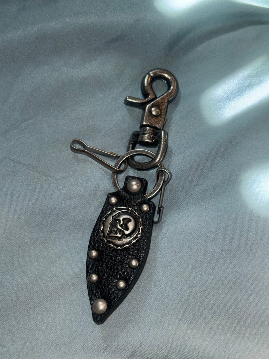 아캄 Skull Studded Leather Keyring 상품이미지1