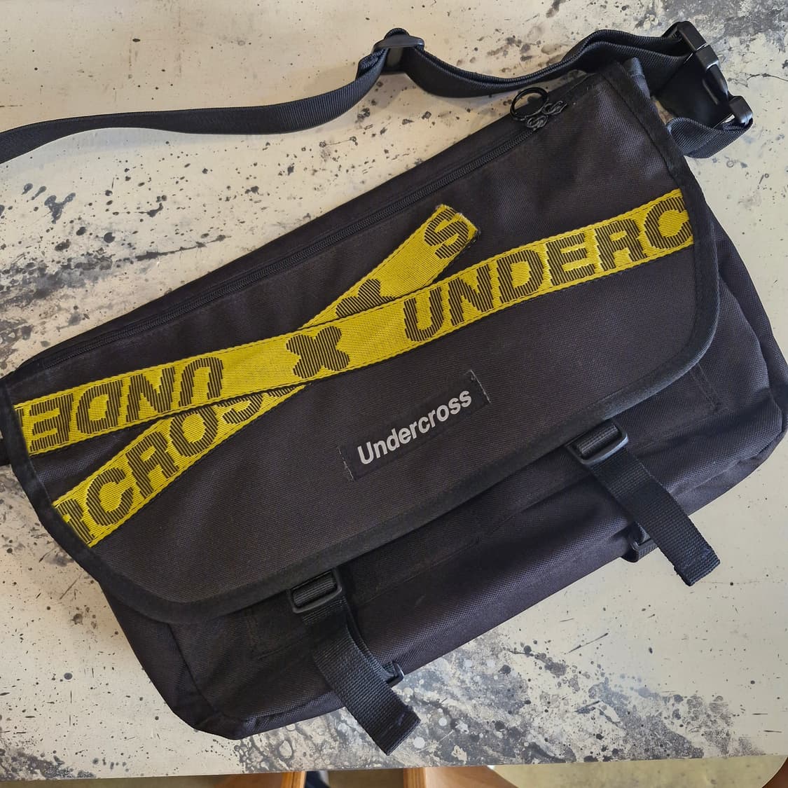 언더크로스 노바 메신저백 새상품급 상품이미지2