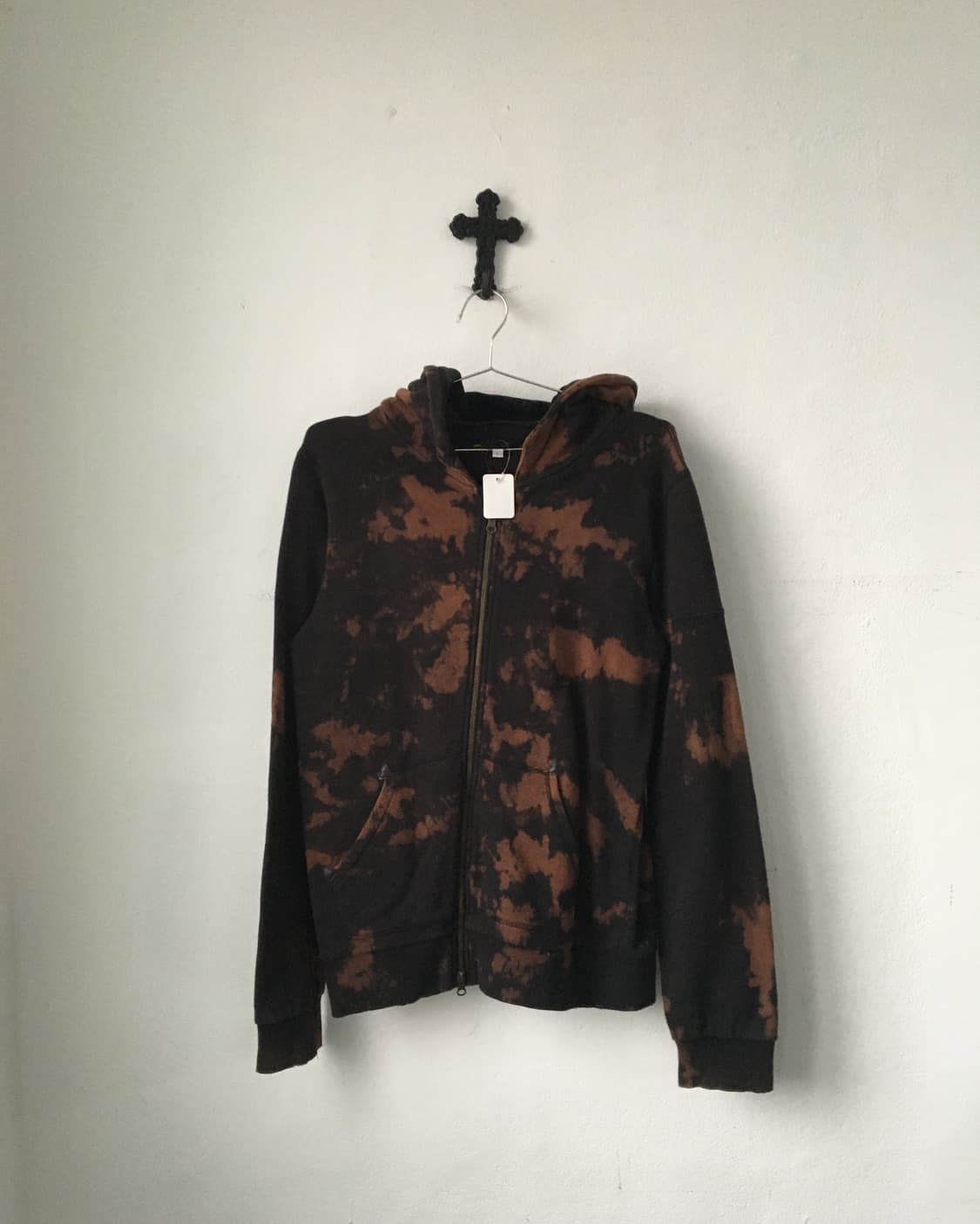 Back printing dyed hood zip up 상품이미지2